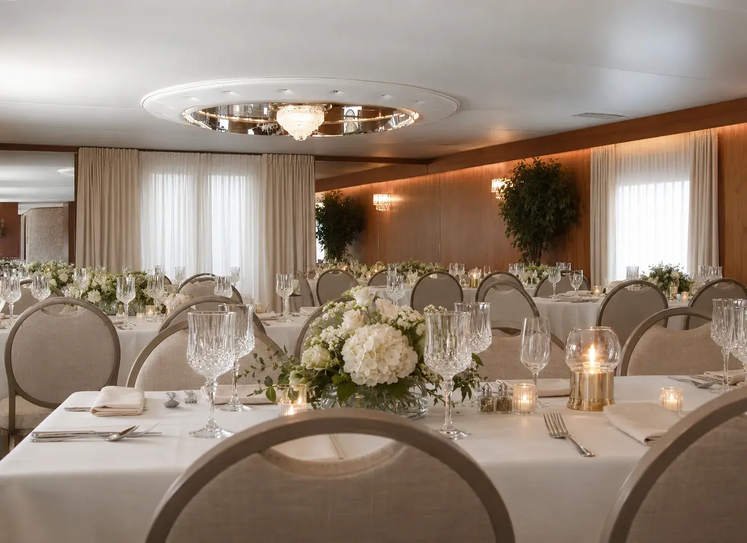 Rehearsal Dinners aboard The Destiny in Cincinnati